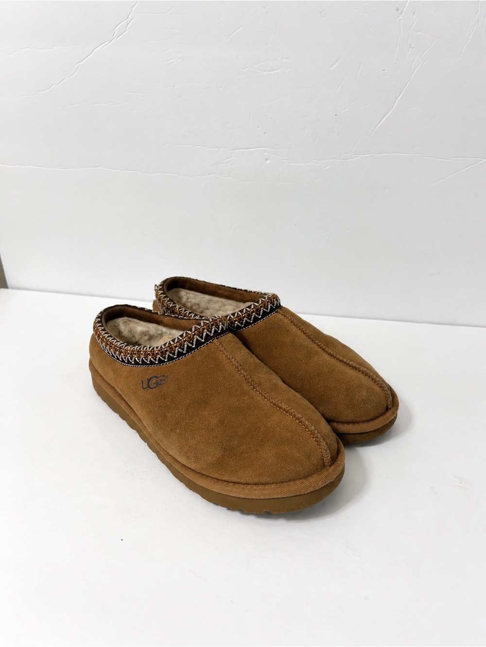 GG Tasman men’s slippers in Chestnut, US men’s size 9 / UK 7 / EU 40